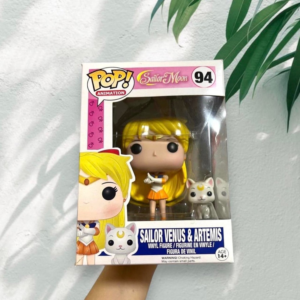 Rare Sealed Sailor Moon Artemis White Cat Funko Pop
